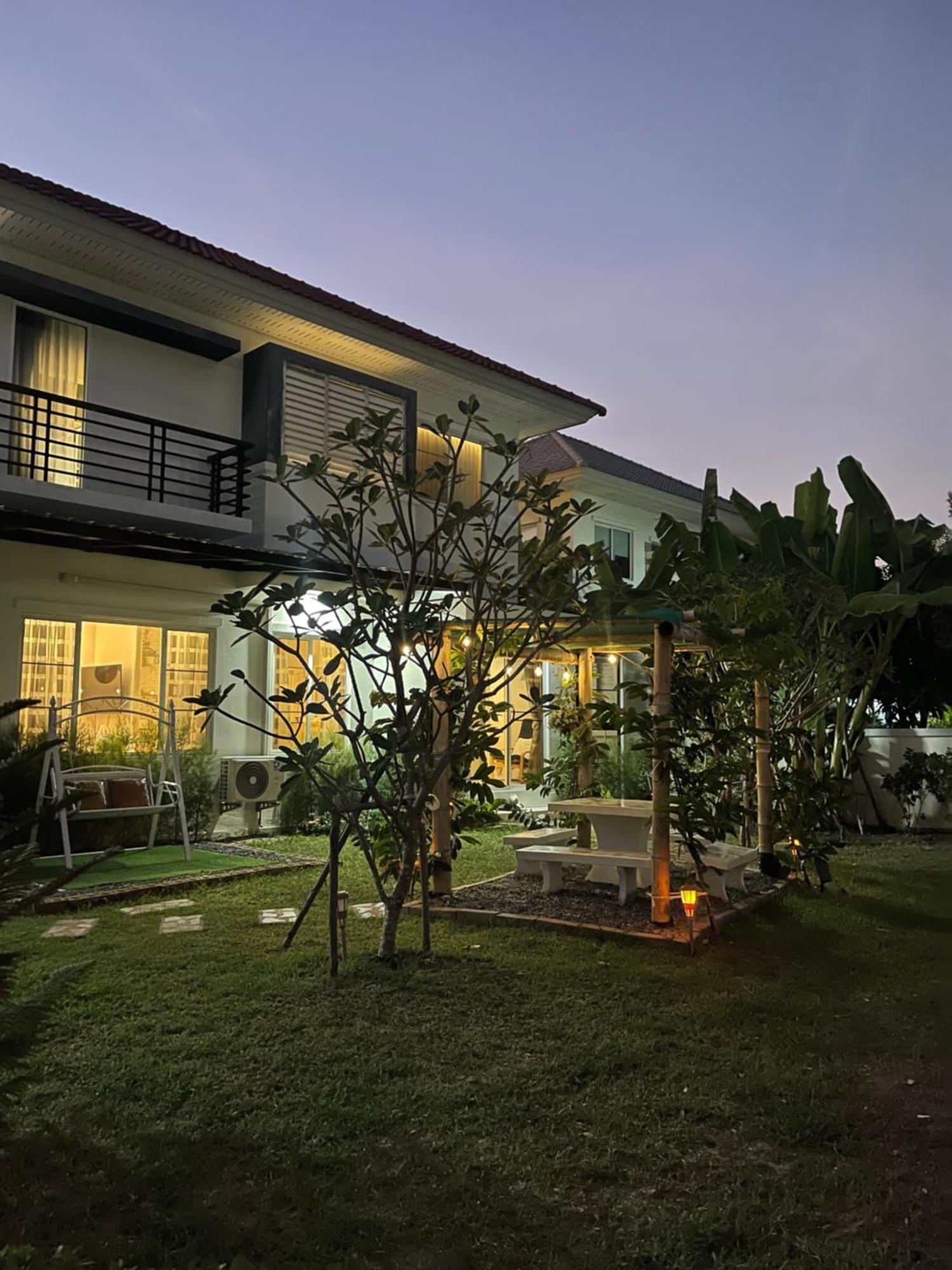 Anna Home@Lat Krabang Bangkok Exteriör bild