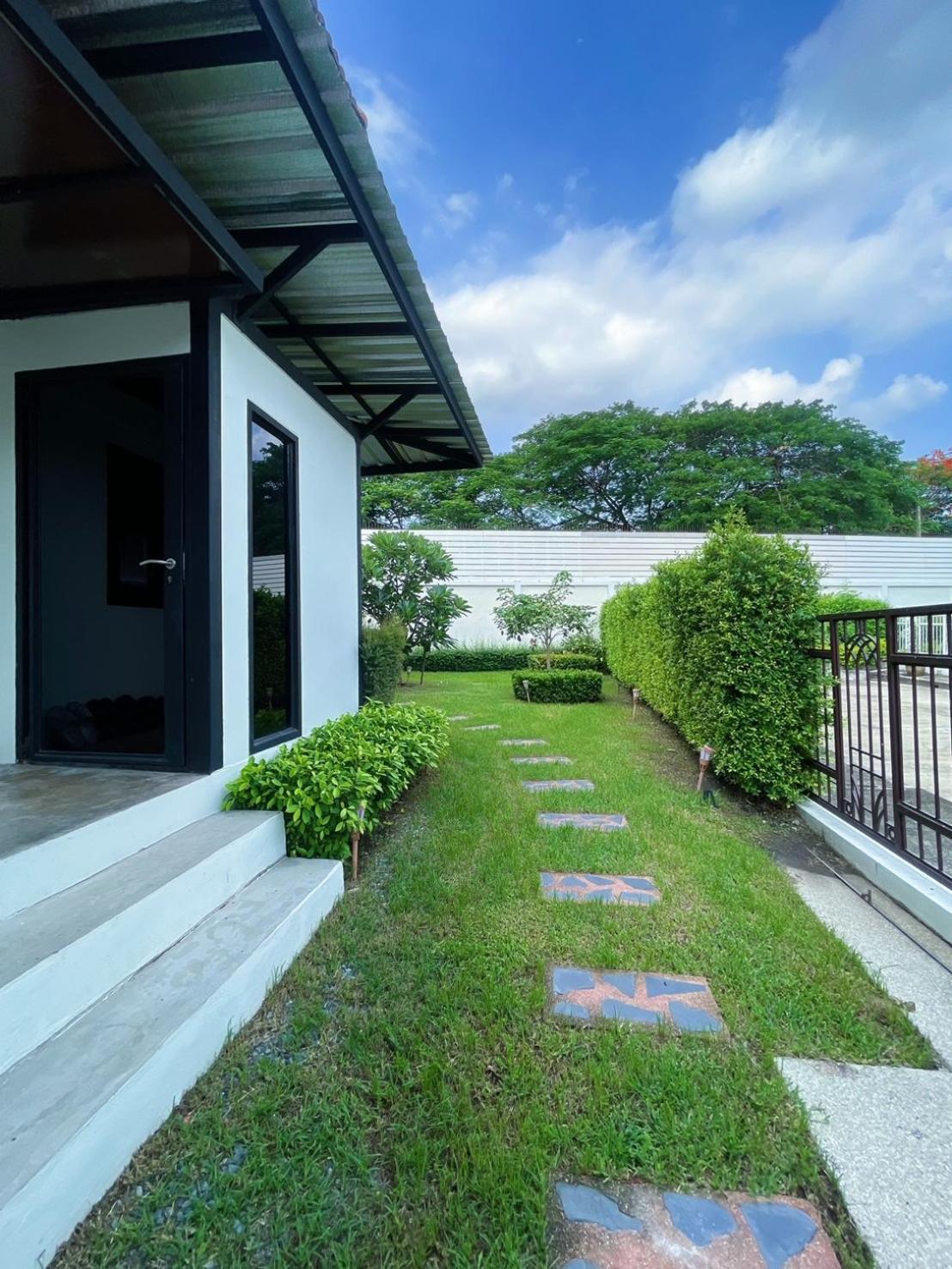 Anna Home@Lat Krabang Bangkok Exteriör bild