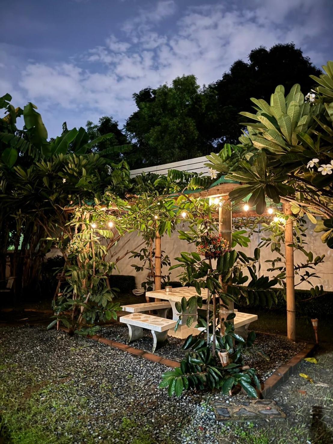 Anna Home@Lat Krabang Bangkok Exteriör bild