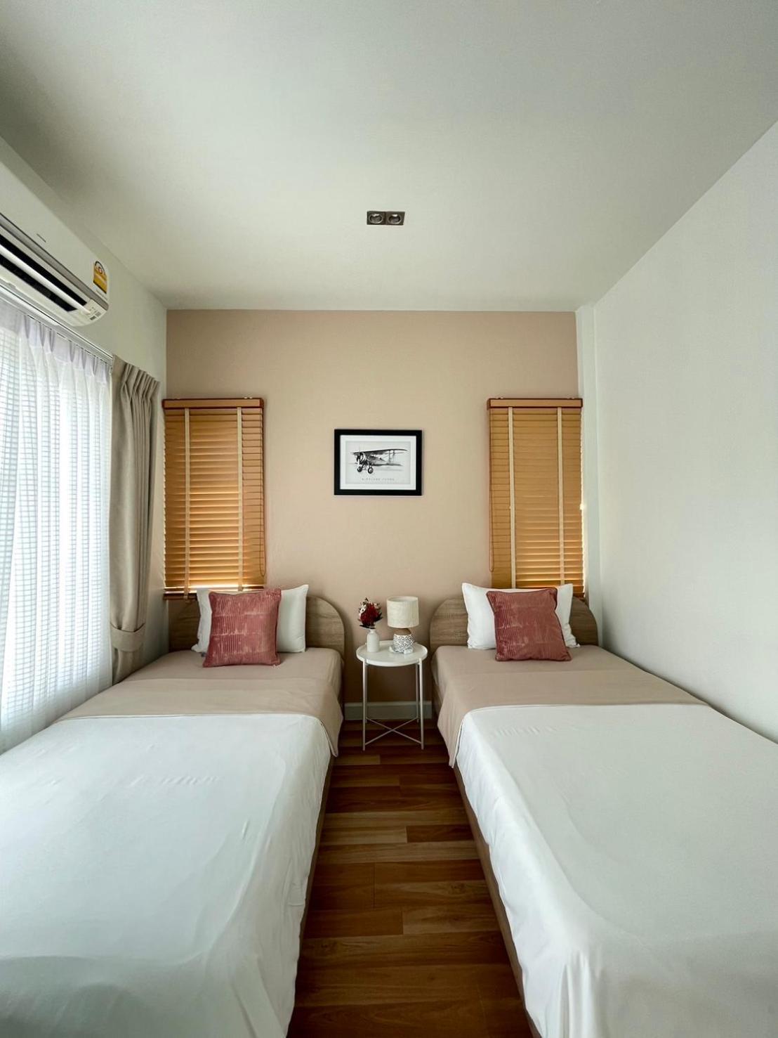 Anna Home@Lat Krabang Bangkok Exteriör bild